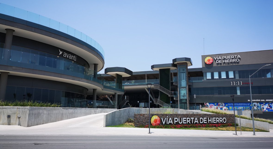 Plaza Vía Puerta de Hierro